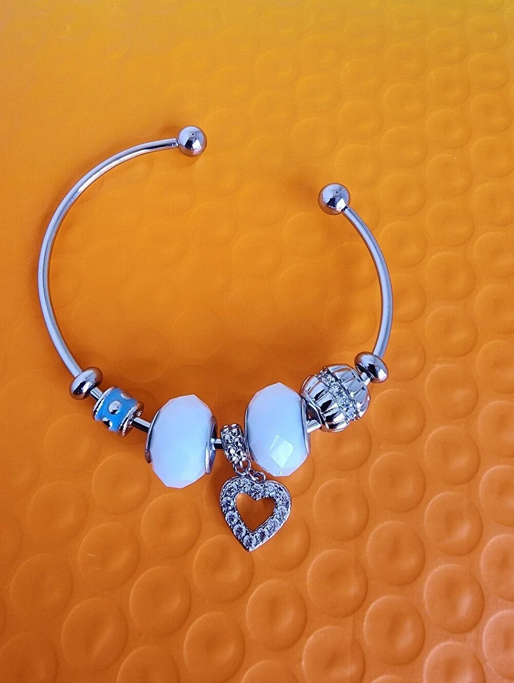 Silver Tone Charm Bangle Bracelet Removable Charms Heart Dangle White Beads